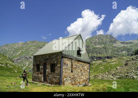 Refugio de Prat de Caseneuve, valle de Aygues Tortes, louron, cordillera de los Pirineos, Frankreich, Europa Stockfoto