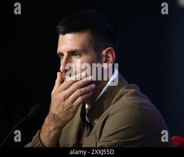 Flushing NY, USA. August 2024. Novak Djokovic spricht am 24. August 2024 im USTA Billie Jean King National Tennis Center in Flushing Queens. Quelle: Mpi04/Media Punch/Alamy Live News Stockfoto