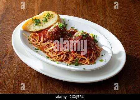 Blick auf Spaghetti und Fleischbällchen. Stockfoto