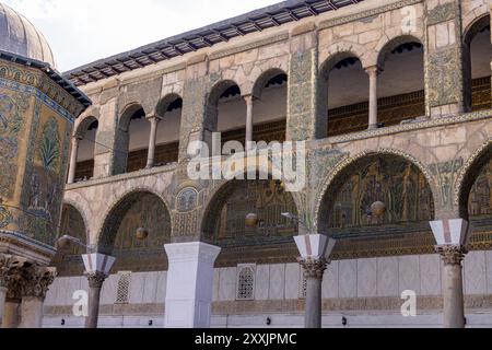 Blick auf Mosaike, Westportikus, große Moschee von Damaskus Stockfoto