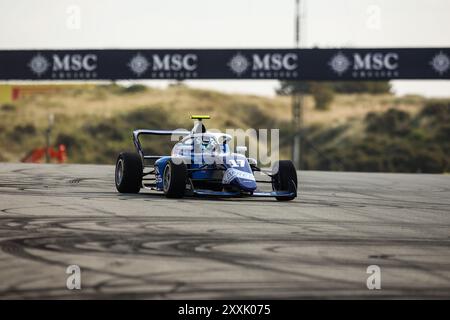 Zandvoort, Pays Bas. August 2024. 17 EDGARD Jessica (gbr), Rodin Motorsport, Tatuus F4-T-421, Action während der 4. Runde der F1 Academy 2024 vom 23. Bis 25. August 2024 auf dem Circuit Zandvoort, in Zandvoort, Niederlande - Foto Xavi Bonilla/DPPI Credit: DPPI Media/Alamy Live News Stockfoto