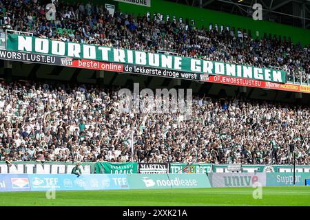 Groningen, Nederland. Juni 2018. GRONINGEN, 25-08-2024, Stadion Euroborg, Fußball, niederländische Eredivisie, Saison 2024/2025, Groningen - AZ, Fans des FC Groningen Credit: Pro Shots/Alamy Live News Stockfoto