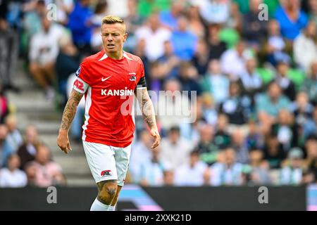 Groningen, Nederland. August 2024. GRONINGEN, 25-08-2024, Stadion Euroborg, Fußball, niederländische Eredivisie, Staffel 2024/2025, Groningen - AZ, Spieler AZ Jordy Clasie Credit: Pro Shots/Alamy Live News Stockfoto