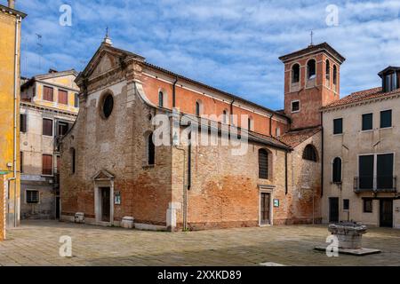 Kirche San Zan Degola in Venedig, Italien. Wahrzeichen im byzantinisch-romanischen Stil im Viertel Santa Croce. Stockfoto