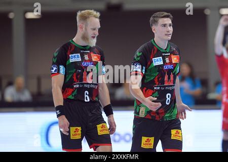 Enttaeuscht, frustriert, Emotion, Matthias Musche (SC Magdeburg #6), Manuel Zehnder (SC Magdeburg #8) (R) , GER, MT Melsungen - SC Magdeburg, Handball, Testspiel, Probonio Handball Sommermaerchen, 25.08.2024, Foto: Eibner-Pressefoto - Roland Sippel Stockfoto