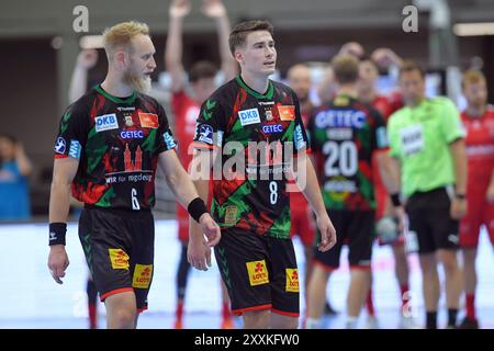 Enttaeuscht, frustriert, Emotion, Matthias Musche (SC Magdeburg #6), Manuel Zehnder (SC Magdeburg #8) (R) , GER, MT Melsungen - SC Magdeburg, Handball, Testspiel, Probonio Handball Sommermaerchen, 25.08.2024, Foto: Eibner-Pressefoto - Roland Sippel Stockfoto