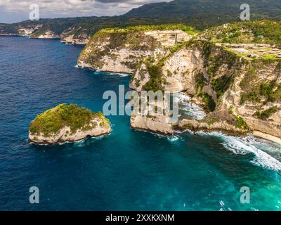 Luftaufnahme des Diamond Beach auf der Insel Nusa Penida, Indonesien Stockfoto