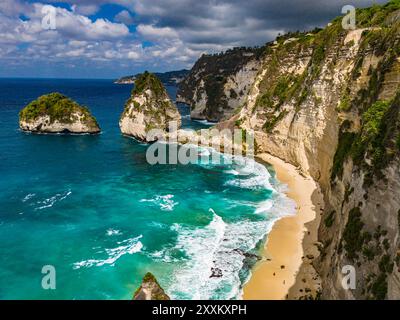 Luftaufnahme des Diamond Beach auf der Insel Nusa Penida, Indonesien Stockfoto