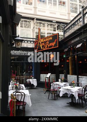 Maison de Boeuf, Restaurant im Pariser Stil, Castle Arcade, Cardiff, Wales, UK Stockfoto