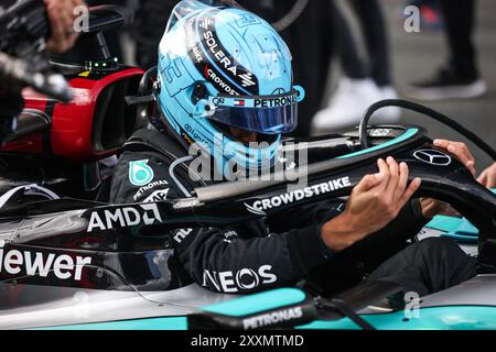 RUSSELL George (gbr), Mercedes AMG F1 Team W15, Porträt während des Formel 1 Heineken Dutch Grand Prix 2024, 15. Runde der Formel 1 Weltmeisterschaft 2024 vom 23. Bis 25. August 2024 auf dem Circuit Zandvoort, in Zandvoort, Niederlande Stockfoto