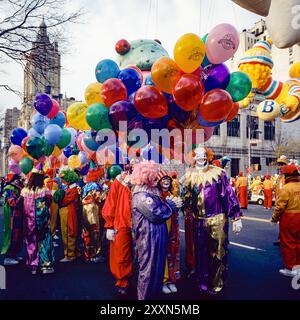 New York, 28. November 1991, Macy's Thanksgiving Day Parade, Clowns, Ballons, New York City, NYC, NY, Bundesstaat New York, USA, Stockfoto
