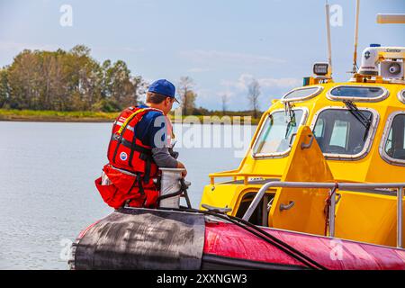 Kanadisches Such- und Rettungsschiff auf dem Steveston Maritime Festival Stockfoto