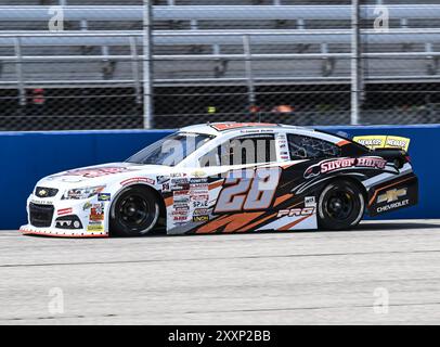 West Allis, Wisconsin, USA. August 2024. CONNOR ZILISCH #28 beim Sprecher 150 NASCAR/ARCA Rennen auf der Milwaukee Mile. WILLIAM SAWALICH #18 gewann das Rennen. (Kreditbild: © Scott hasse/ZUMA Press Wire) NUR REDAKTIONELLE VERWENDUNG! Nicht für kommerzielle ZWECKE! Quelle: ZUMA Press, Inc./Alamy Live News Stockfoto