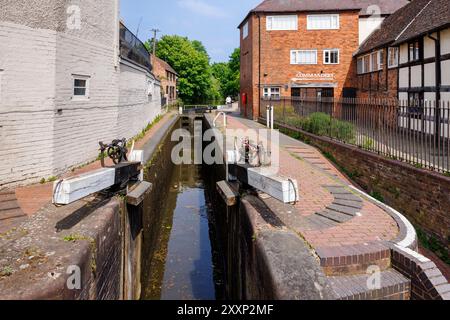 Schleusentore öffnen sich im Commandery Museum of the Civil war in Worcester, einer Stadt mit Kathedrale und County in Worcestershire, West Midlands, England Stockfoto