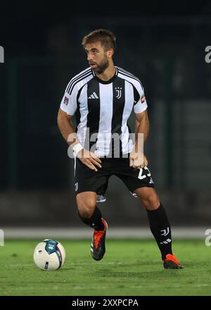 Biella, Italien. August 2024. Filippo Scaglia von Juventus während des Spiels der Serie C im Stadio Vittorio Pozzo - Biella. Der Bildnachweis sollte lauten: Jonathan Moscrop/Sportimage Credit: Sportimage Ltd/Alamy Live News Stockfoto