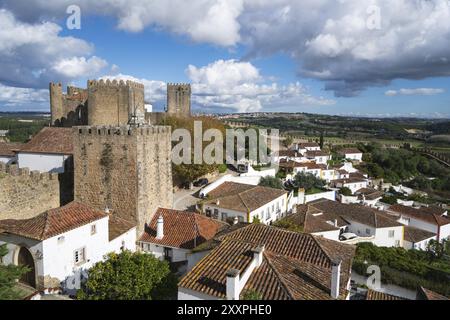 Obidos schöne Dorf Burg Festung Fort Turm in Portugal Stockfoto