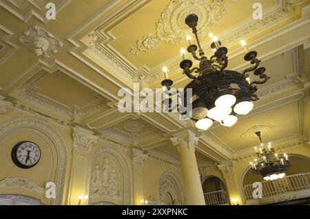 Details zur Eingangshalle des szechenyi-Kurorts in budapest, ungarn Stockfoto