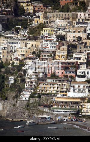 Blick auf die Stadt Positano in Italien Stockfoto