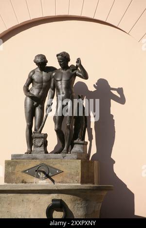 Brunnen auf der Rückseite des Roten Schlosses in Weimar (Thüringen) Stockfoto