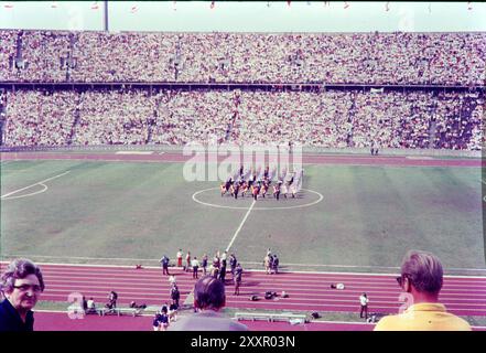 Olympiastadion GER, Berlin, Aufnahme ca. 1961, Olympiastadion, WM Qualfikation Europa, Gruppe 3, BRD und Nordirland, Fußball *** Olympiastadion GER, Berlin, Foto CA 1961,Olympiastadion, WM-Qualifikation Europa, Gruppe 3, BRD und Nordirland, Fußball Stockfoto