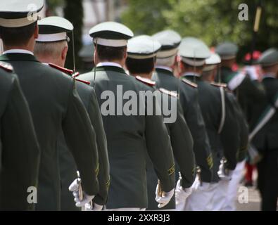 Parade während eines Shooting Festivals Stockfoto