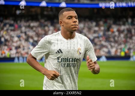 Madrid, Spanien. August 2024. Kylian Mbappe von Real Madrid reagierte während des spanischen Fußballspiels zwischen Real Madrid CF und Real Valladolid FC im Santiago Bernabeu Stadion. Real Madrid besiegte Real Valladolid mit 3 Toren zu 0 im Santiago Bernabeu Stadion. Die Tore wurden von Federico Valverde 49', Brahim Diaz 87', Endrick 95' erzielt. Quelle: SOPA Images Limited/Alamy Live News Stockfoto