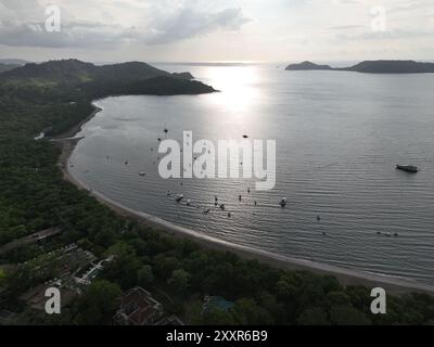 Luftaufnahme von Playa Panama, Bahia Culebra und Halbinsel Papagayo in Guanacaste, Costa Rica Stockfoto