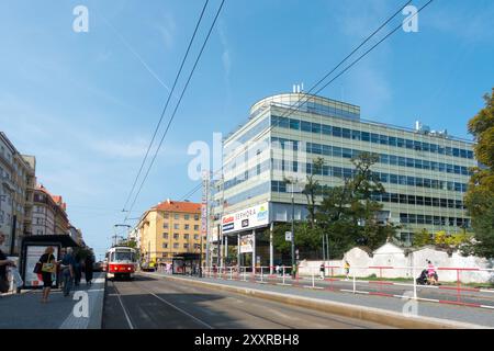 Vinohradska Straße Flora Gebäude Zizkov Prag Stadtbild Stockfoto