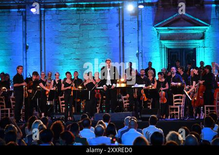 REKORDDATUM NICHT ANGEGEBEN Kroatien, Dubrovnik, 250824. Die Operngala vor der Kathedrale schloss die 75. Sommerspiele von Dubrovnik. Die bulgarische Sopranistin Sonya Yoncheva, der maltesische Tenor Joseph Calleja und ante Jerkunica traten unter der Leitung von Ivan Repusic auf. Foto: Bozo Radic / CROPIX Dubrovnik Kroatien Copyright: XxBozoxRadicx Opera gala15-250824 Stockfoto