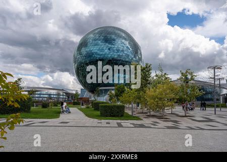 Astana, Kasachstan - 23. August 2024: Nur Alem, Zukunftsmuseum für Energie, erbaut für die Expo 2017 in Astana. Stockfoto