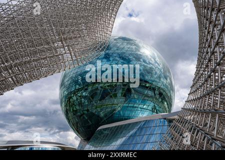 Astana, Kasachstan - 23. August 2024: Nur Alem, Zukunftsmuseum für Energie, erbaut für die Expo 2017 in Astana. Stockfoto