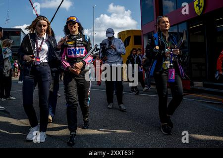 CIRCUIT ZANDVOORT, NIEDERLANDE - 25. AUGUST: ABBI Pulling , während des Großen Preises der Niederlande auf dem Circuit Zandvoort am Sonntag, 25. August 2024 in Zandvoort, Niederlande. (Foto: Michael Potts/BSR Agency) Stockfoto