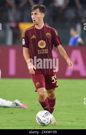 Rom, Italien. August 2024. Tommaso Baldanzi von Roma wurde während des Spiels der Serie A zwischen Roma und Empoli im Olympiastadion beobachtet. Endpunktzahl Roma 1:2 Empoli. (Foto: Mattia Vian/SOPA Image/SIPA USA) Credit: SIPA USA/Alamy Live News Stockfoto