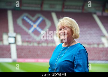 Porträts der schottischen Geschäftsfrau Ann Budge im Tynecastle Stadium, Edinburgh. Die Heimat des Heart of Midlothian Football Club, H Stockfoto