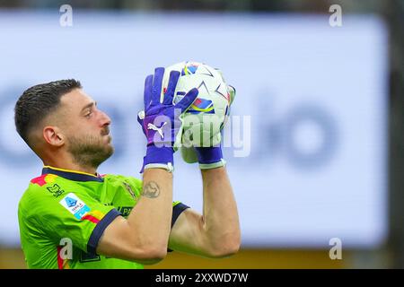 Mailand, Italien. August 2021. Wladiniro Falcone ( Lecce ) während des Fußballspiels der Serie A zwischen Inter und Lecce im San Siro Stadion in Mailand, Norditalien - Samstag, den 24. August 2024. Sport - Fußball . (Foto: Spada/Lapresse) Credit: LaPresse/Alamy Live News Stockfoto