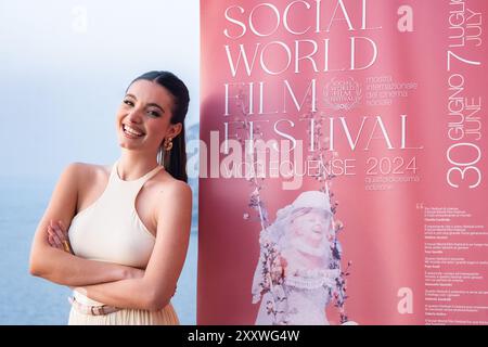 Vico Equense, Italien. Juli 2024. Mariasole Pollio nimmt am Photocall beim 14. Social World Film Festival 2024 Teil Credit: SOPA Images Limited/Alamy Live News Stockfoto