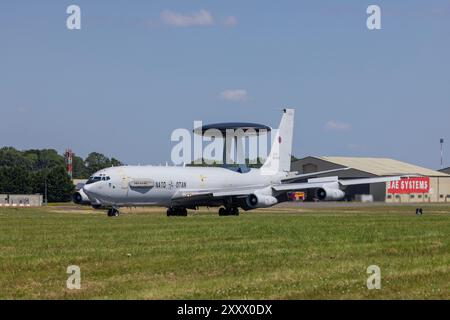 NATO Boeing E-3A Sentry landete am 19. Juli 2024 bei der RAF Fairford, Gloucestershire, Großbritannien Stockfoto