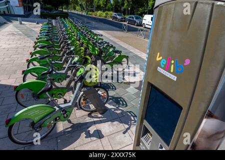 Der Bahnhof Vélib' Métropole, früher Vélib', ist ein Fahrradverleihsystem, das in Paris, Frankreich und mehreren benachbarten Gemeinden zur Verfügung steht Stockfoto