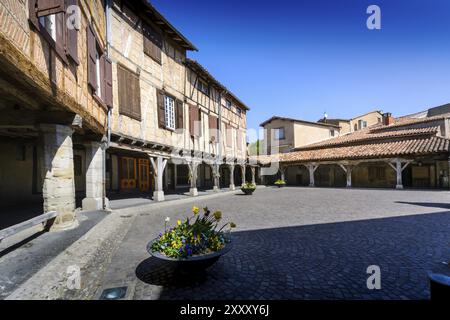 Zentraler Ort von Lautrec Village, Tarn, Frankreich, Europa Stockfoto