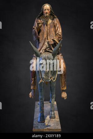 Palmenesel, Holzfigur um 1520, auf dunklem Hintergrund, Diözesanmuseum, Rottenburg, Baden-Württemberg, Deutschland, Europa Stockfoto