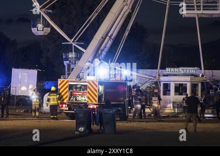 Riesenrad fängt Feuer beim Highfield Festival am Freitag, Stoermthaler See, 17.08.2024 Stockfoto