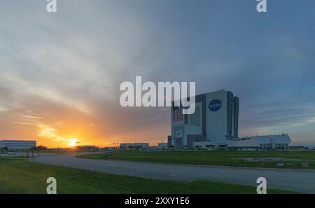 Kennedy Space Center, USA. August 2024. Wegen eines Heliumlecks an der Bodenseite der Nabelschnur steht SpaceX vom Polaris Dawn-Startversuch am Dienstag-Morgen ab. Im Kennedy Space Center Brevard County Florida USA. (Foto: Scott Schilke/SIPA USA) Credit: SIPA USA/Alamy Live News Stockfoto