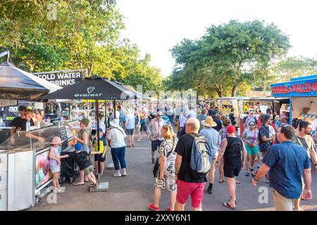 Imbissstände, Mindil Beach Sunset Market, The Gardens, City of Darwin, Northern Territory, Australien Stockfoto