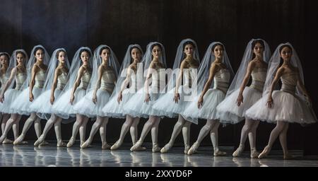 Marius Petipa brachte 1877 die Choreographie LA BAYADERE auf die Bühne in St. Petersburg. Glücklicherweise sind die Anmerkungen des Originals Prese Stockfoto