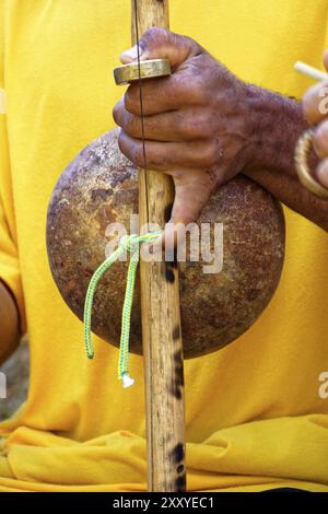 Brasilianisches Musikinstrument namens Berimbau und in der Regel während der Capoeira aus Afrika gebracht und durch die Slaves geändert werden Stockfoto