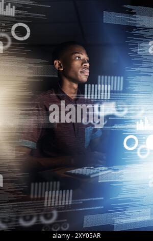 Black man, Programmierer oder Nacht mit Overlay auf dem Computer für Daten, Analysen oder zukünftige Entwicklungen im Büro. Junger Afrikaner, männlicher Mensch oder Coder Stockfoto