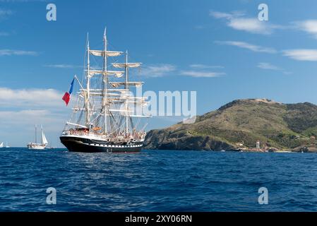 Das Dreimastschiff Belem in Port-Vendres anlässlich der zweihundertsten Feierlichkeiten der Stadt am 1. September 2023. Nur Redaktionelle Verwendung Stockfoto