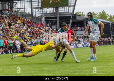 La Rochelle, Frankreich. August 2024. Pau Sevens gegen Clermont Sevens während des in extenso Super Sevens Rugby am 24. August 2024 in La Rochelle, Frankreich - Foto Damien Kilani/DK Prod/DPPI Credit: DPPI Media/Alamy Live News Stockfoto