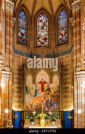 Das Innere der Kirche Sacro Cuore del Suffragio, Rom, Italien Stockfoto