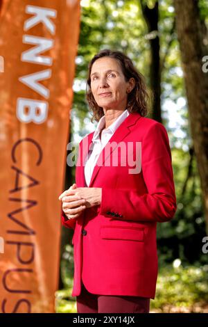 Zeist, Niederlande. August 2024. ZEIST, 27.08.2024, KNVB Campus, Marianne van Leeuwen, Direktorin der niederländischen FA (KNVB). EMBARGO NICHT VOR DEM 15.09.2024 VERÖFFENTLICHT. Beschreibung: Pro Shots/Alamy Live News Stockfoto